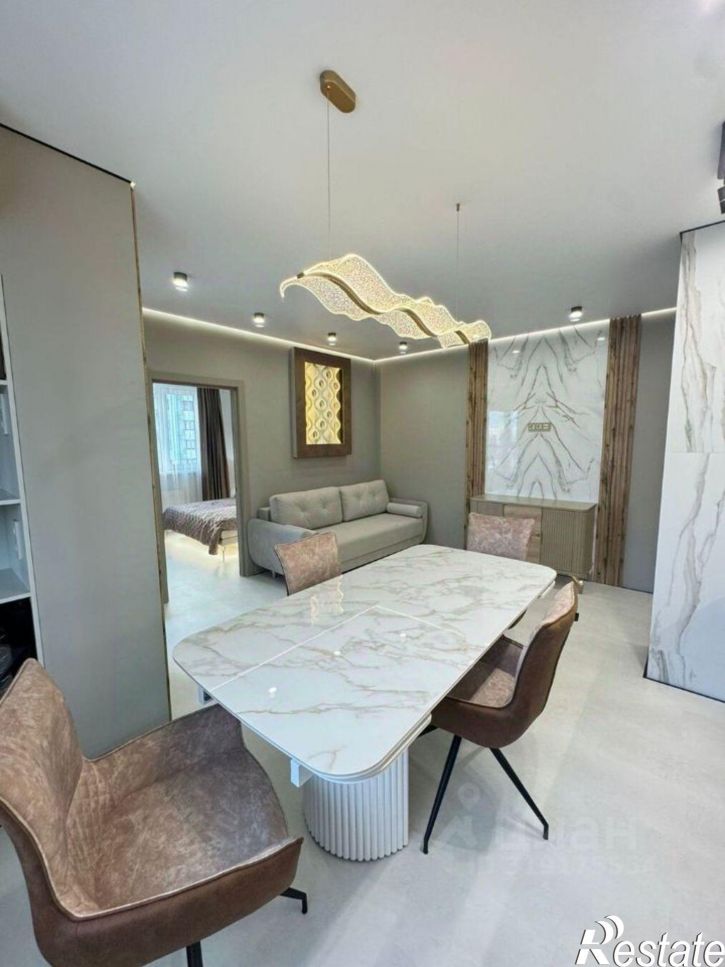 2-комн квартира улица Ленина, 241к2,  д. 241к2