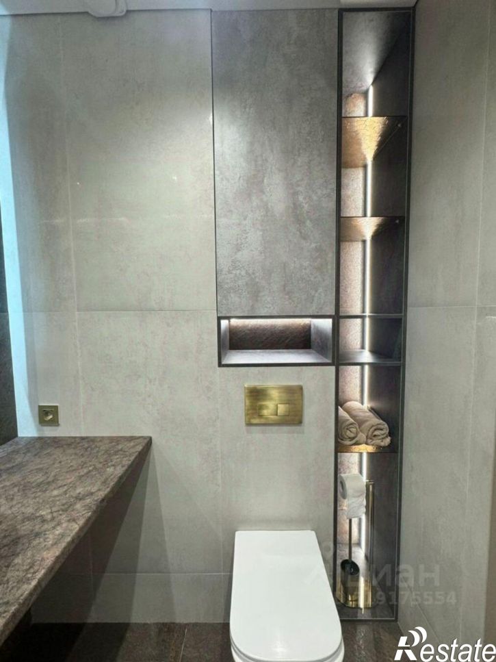 2-комн квартира улица Ленина, 241к2,  д. 241к2