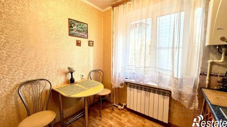 1-комн квартира 12-й микрорайон, 7