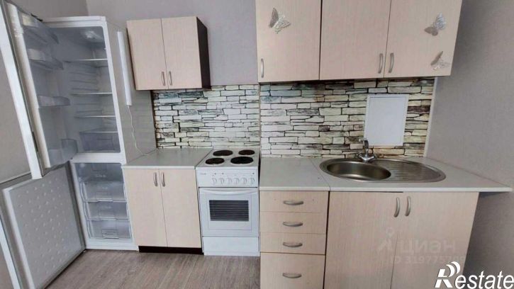 1-комн квартира улица Адмирала Пустошкина, 22 с3,  д. 22 с3