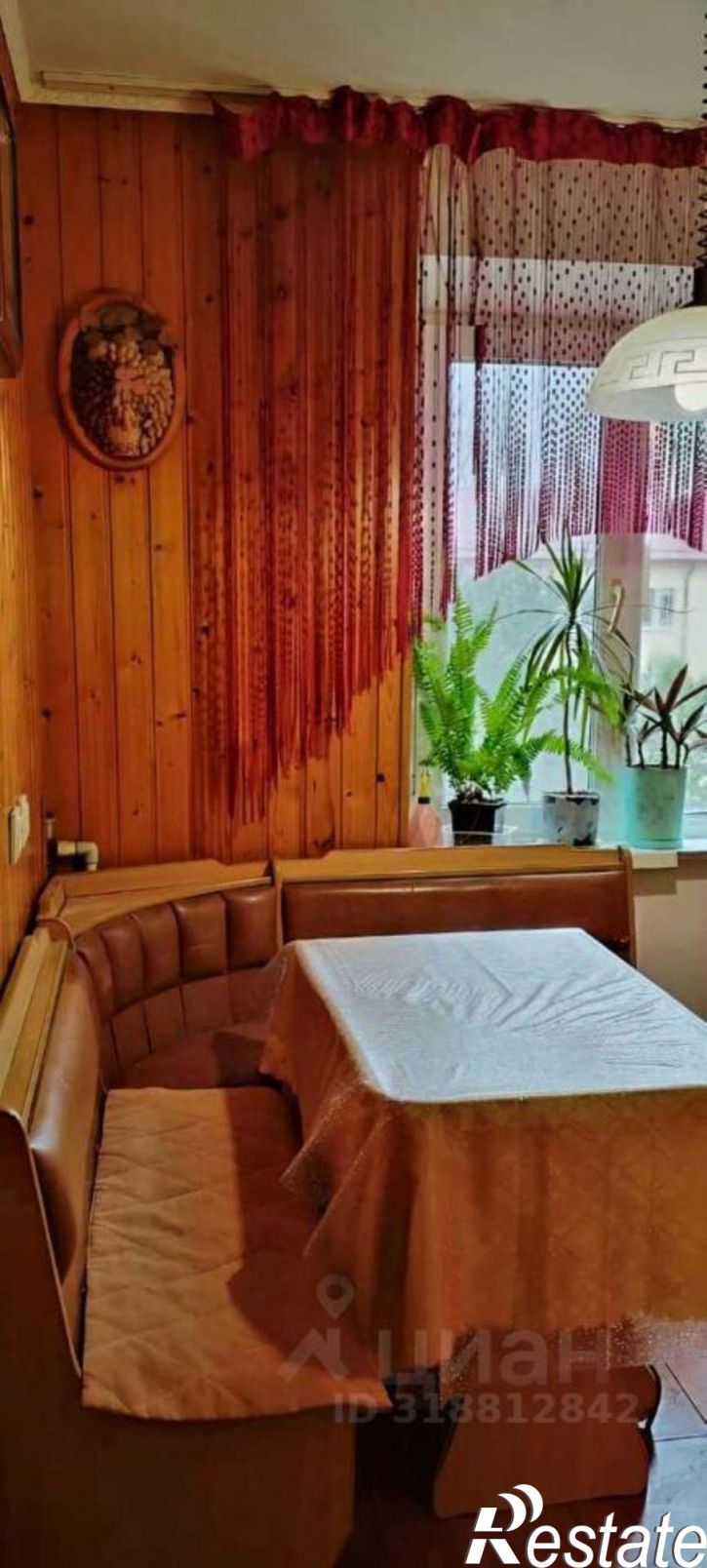 2-комн квартира 12-й микрорайон, 9