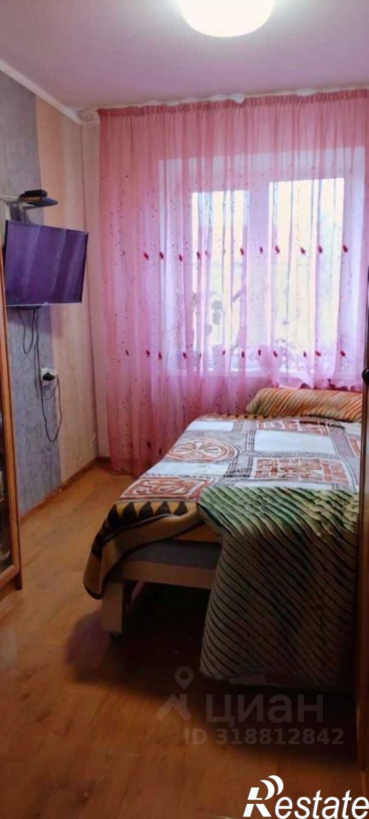 2-комн квартира 12-й микрорайон, 9