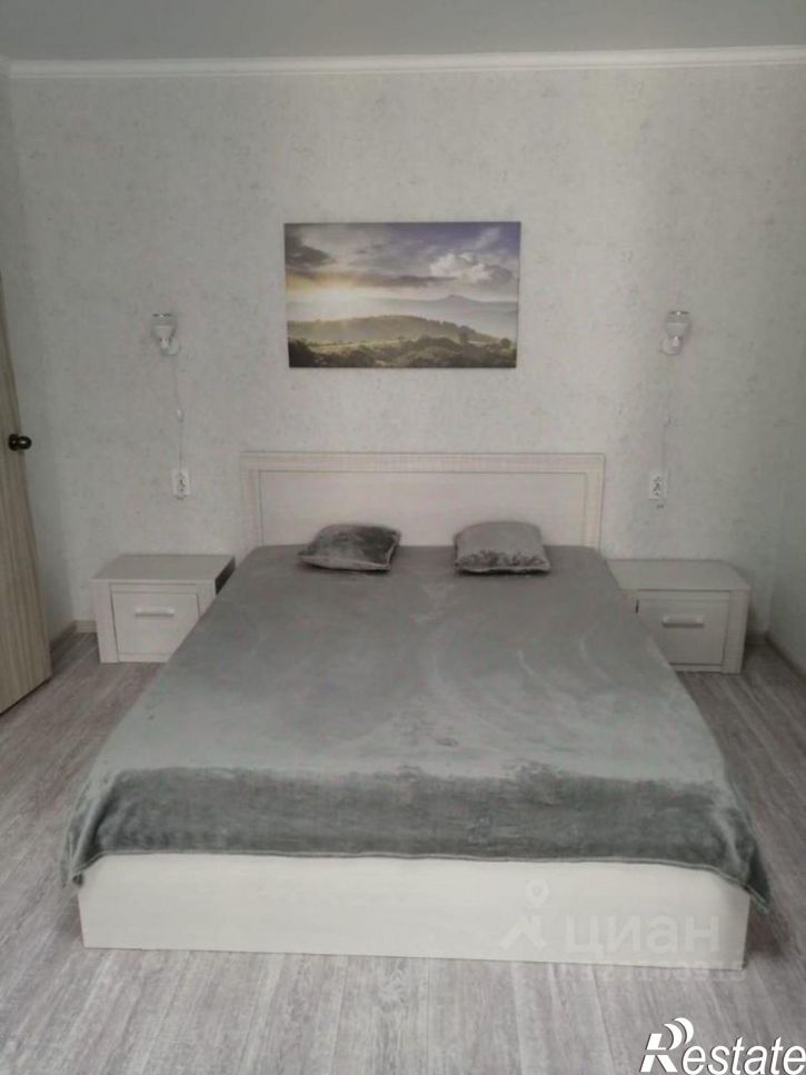 1-комн квартира улица Адмирала Пустошкина, 22 с10,  д. 22 с10