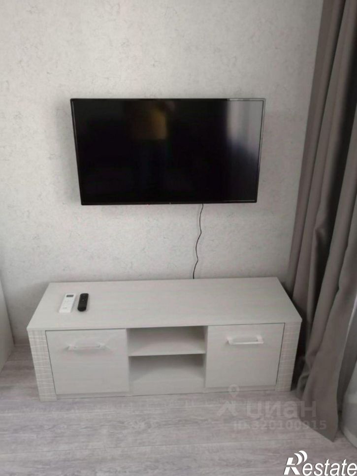 1-комн квартира улица Адмирала Пустошкина, 22 с10,  д. 22 с10