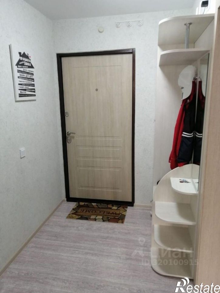 1-комн квартира улица Адмирала Пустошкина, 22 с10,  д. 22 с10