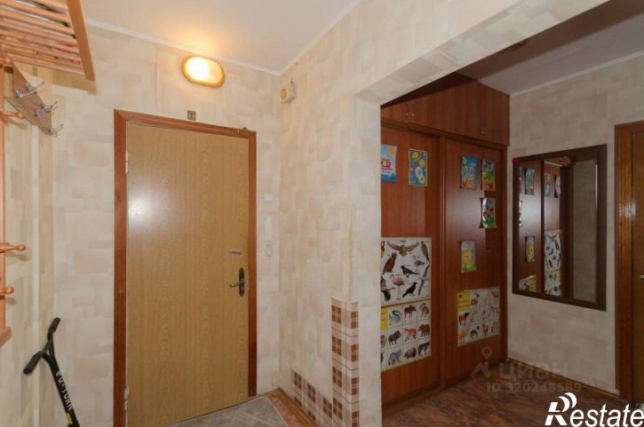 2-комн квартира улица Крылова, 81,  д. 81