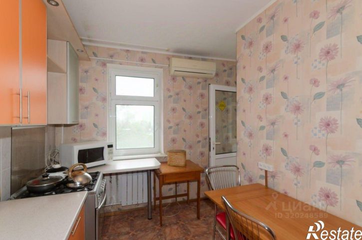 2-комн квартира улица Крылова, 81,  д. 81