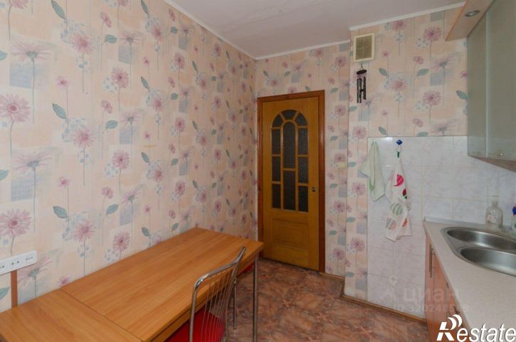 2-комн квартира улица Крылова, 81,  д. 81