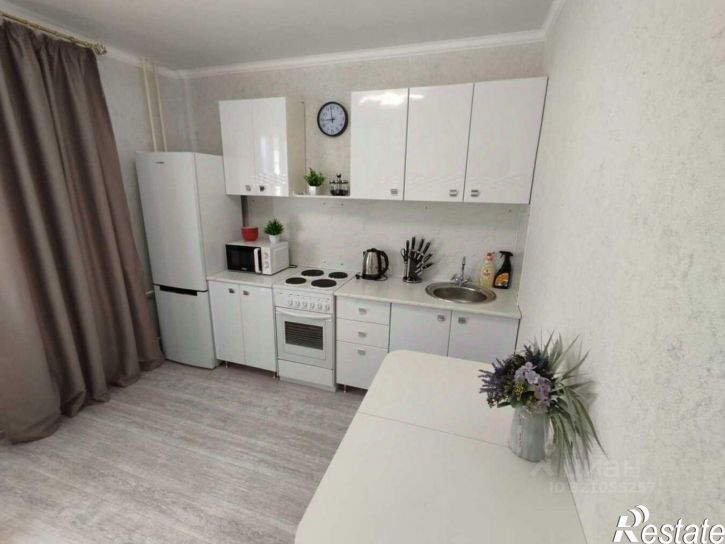 1-комн квартира ул Адмирала Пустошкина, 22 10,  д. 22 10,  к. 10