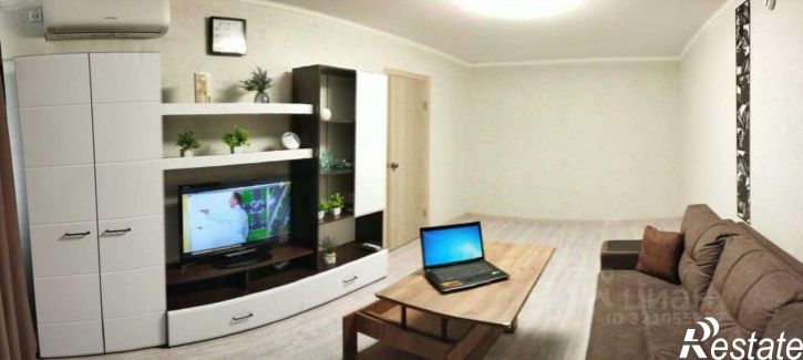 1-комн квартира ул Адмирала Пустошкина, 22 10,  д. 22 10,  к. 10