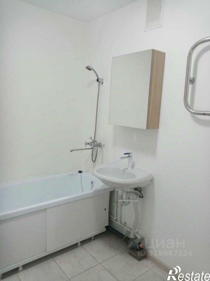 1-комн квартира ул Адмирала Пустошкина, 22 10,  д. 22 10,  к. 10