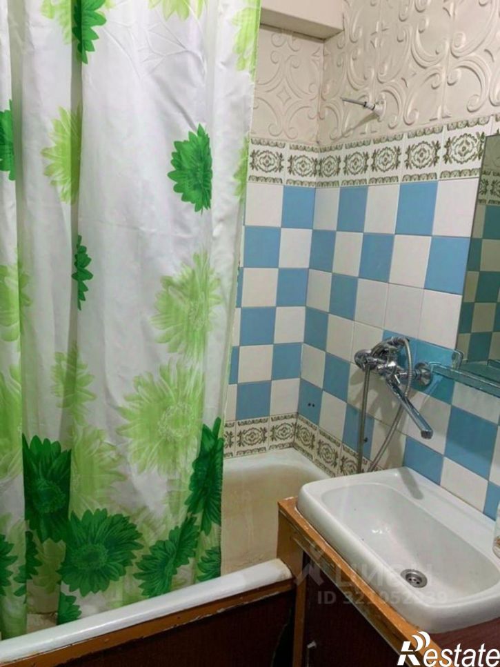 3-комн квартира улица Чехова, 4,  д. 4