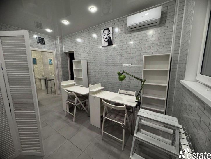 Помещение свободного назначения ул Ленина, 183,  д. 183