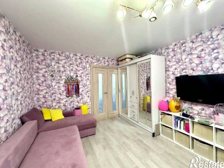 2-комн квартира 12-й микрорайон, 8