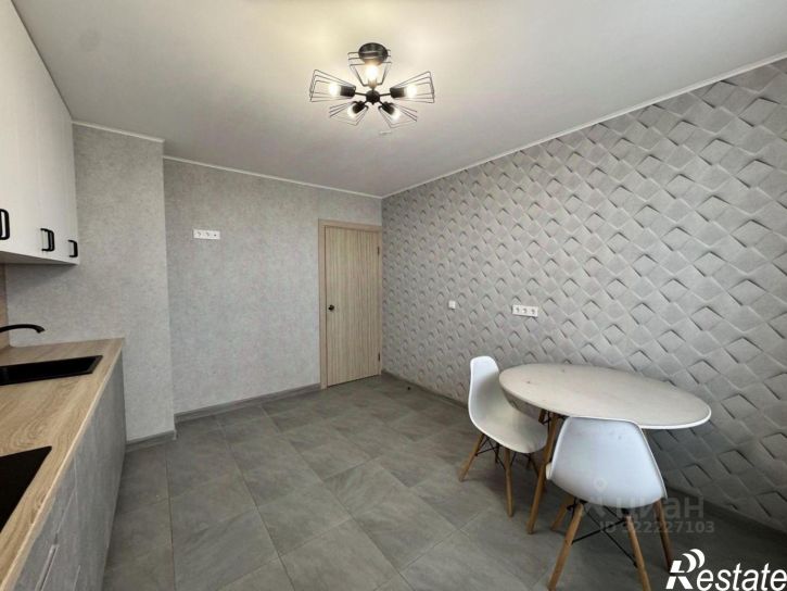 2-комн квартира улица Адмирала Пустошкина, 16,  д. 16