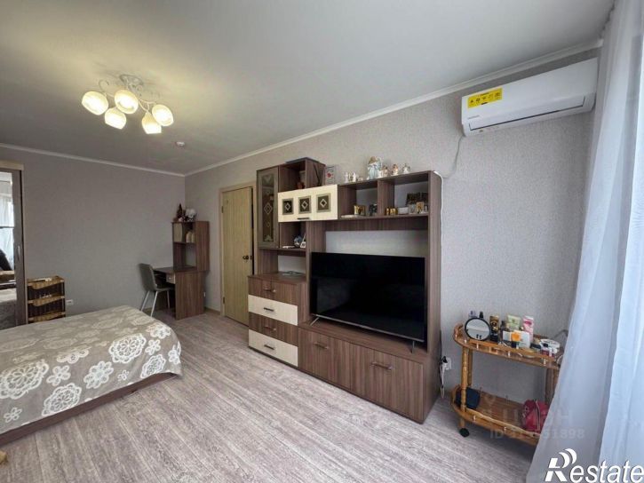 1-комн квартира улица Адмирала Пустошкина, 22 с8,  д. 22 с8