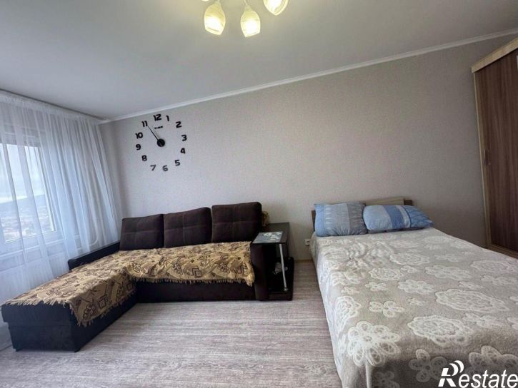 1-комн квартира улица Адмирала Пустошкина, 22 с8,  д. 22 с8