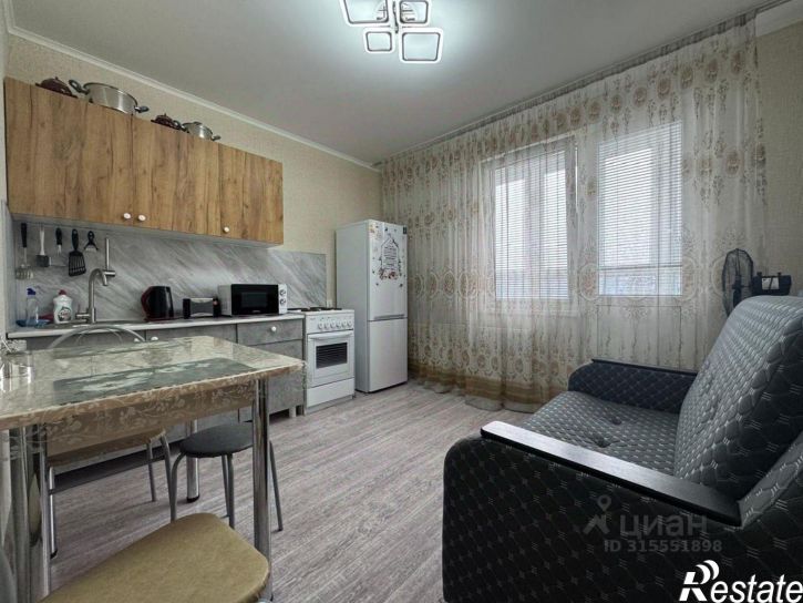 1-комн квартира улица Адмирала Пустошкина, 22 с8,  д. 22 с8