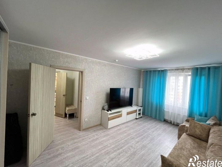 1-комн квартира улица Адмирала Пустошкина, 14,  д. 14