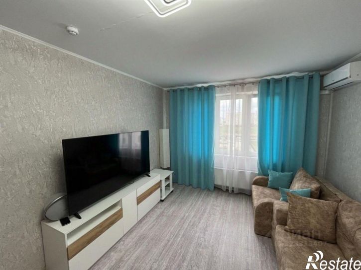 1-комн квартира улица Адмирала Пустошкина, 14,  д. 14