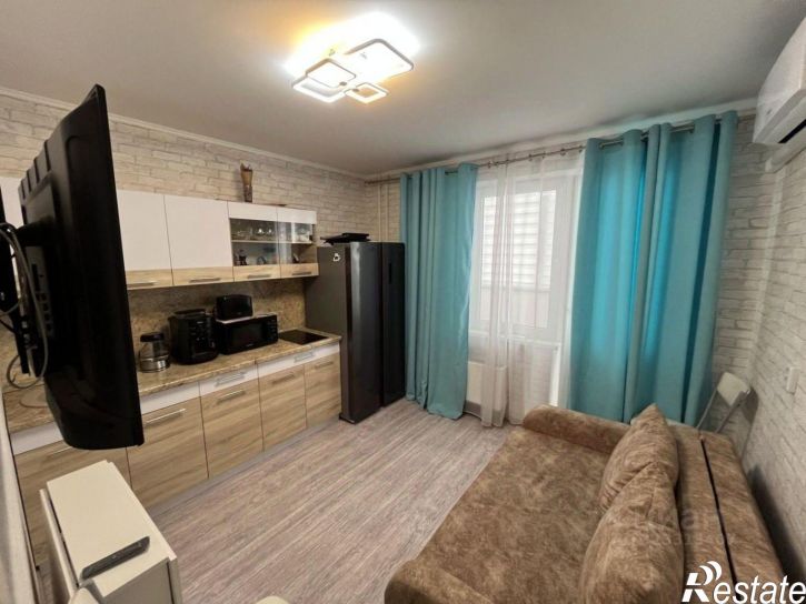 1-комн квартира улица Адмирала Пустошкина, 14,  д. 14