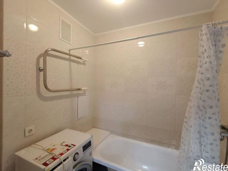 2-комн квартира улица Адмирала Пустошкина, 22 с3,  д. 22 с3