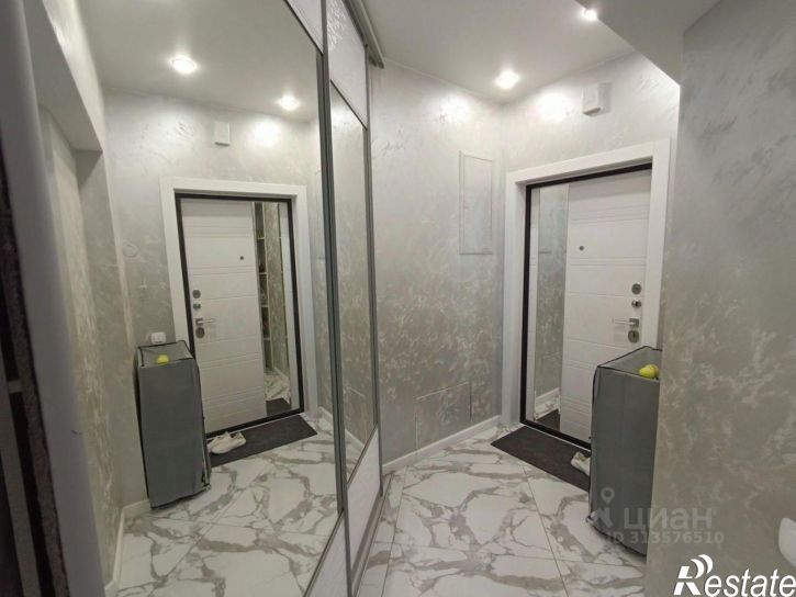 2-комн квартира 12-й микрорайон, 36А