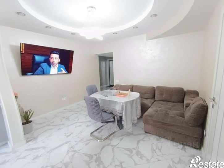 2-комн квартира 12-й микрорайон, 36А