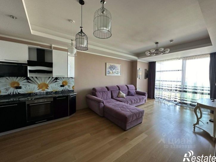 2-комн квартира проспект Революции, 3,  д. 3