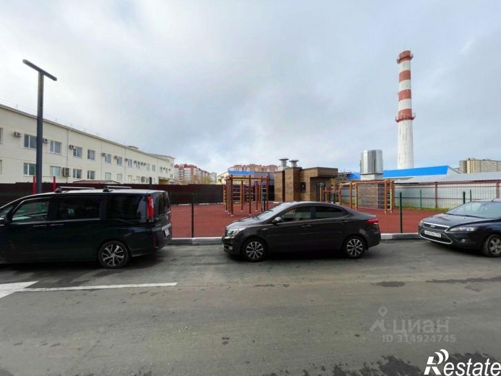 2-комн квартира улица Омелькова, 93,  д. 93