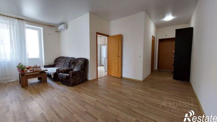 3-комн квартира Крымская улица, 242,  д. 242