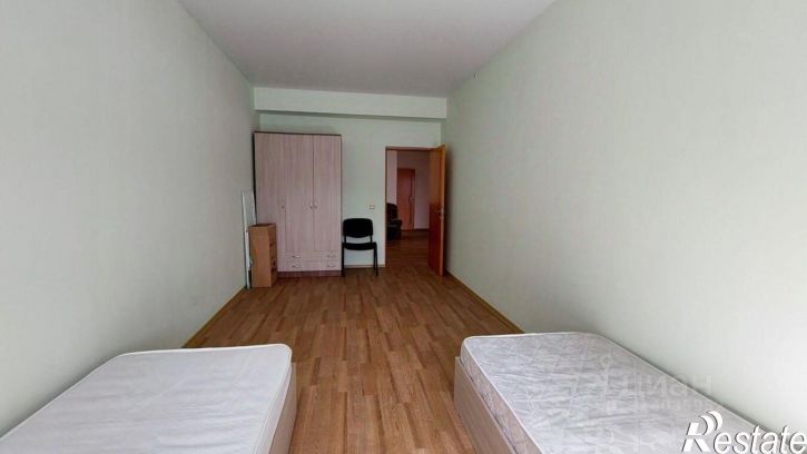 3-комн квартира Крымская улица, 242,  д. 242