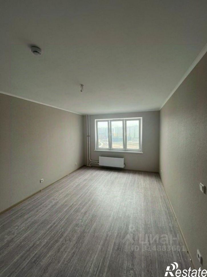 1-комн квартира улица Адмирала Пустошкина, 22 с10,  д. 22 с10