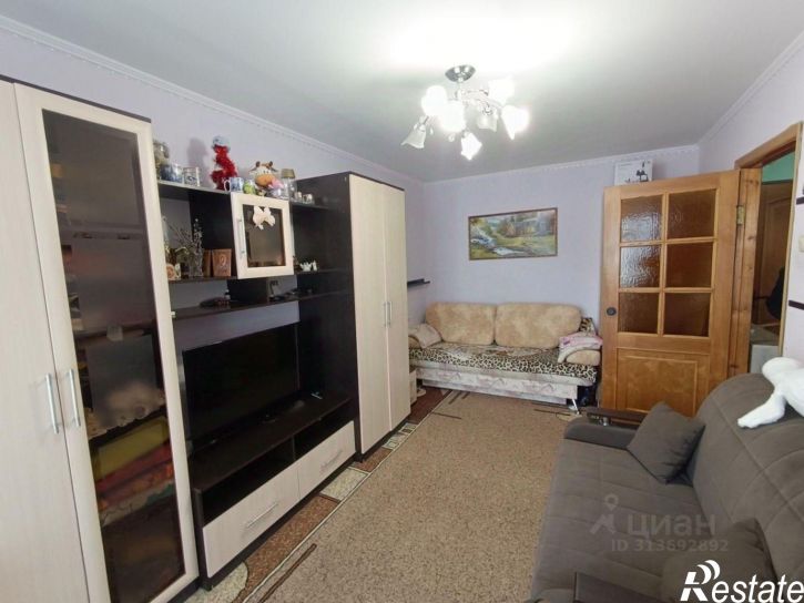 1-комн квартира 12-й микрорайон, 7