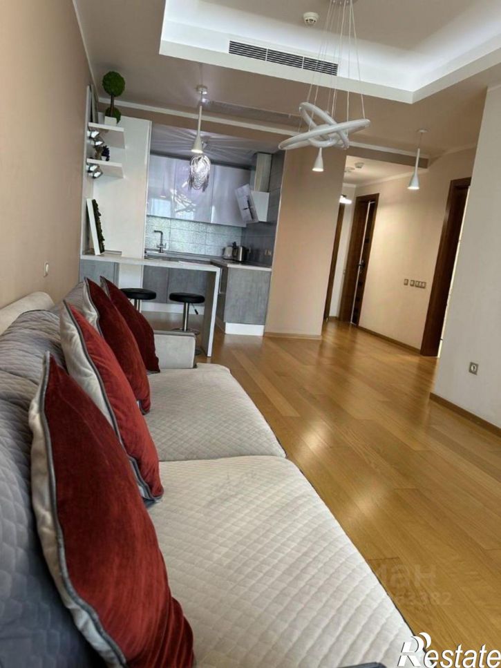 2-комн квартира пр-кт Революции, 3,  д. 3