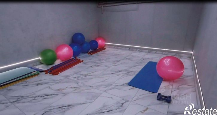 Помещение свободного назначения 12-й микрорайон, 36А