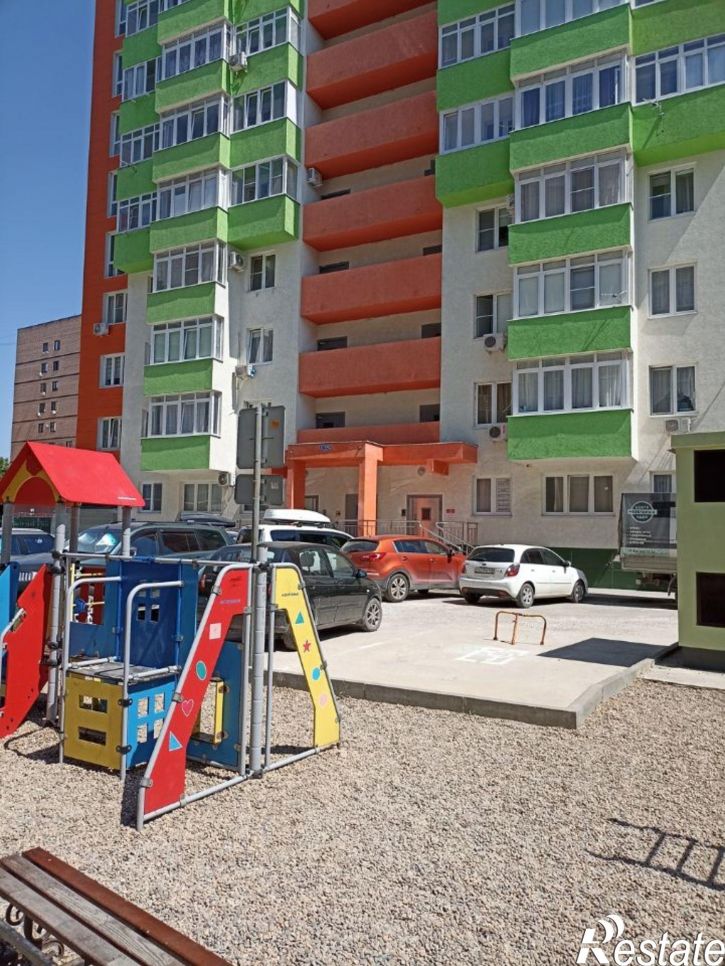 Помещение свободного назначения 12-й микрорайон, 36А