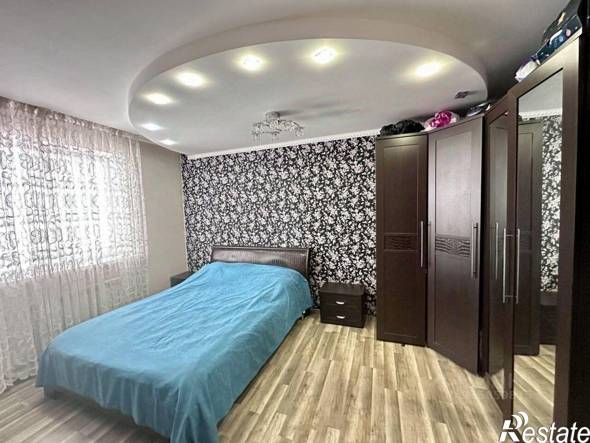 Купить квартиру за 11 300 000 рублей на улица Крылова, 17/3