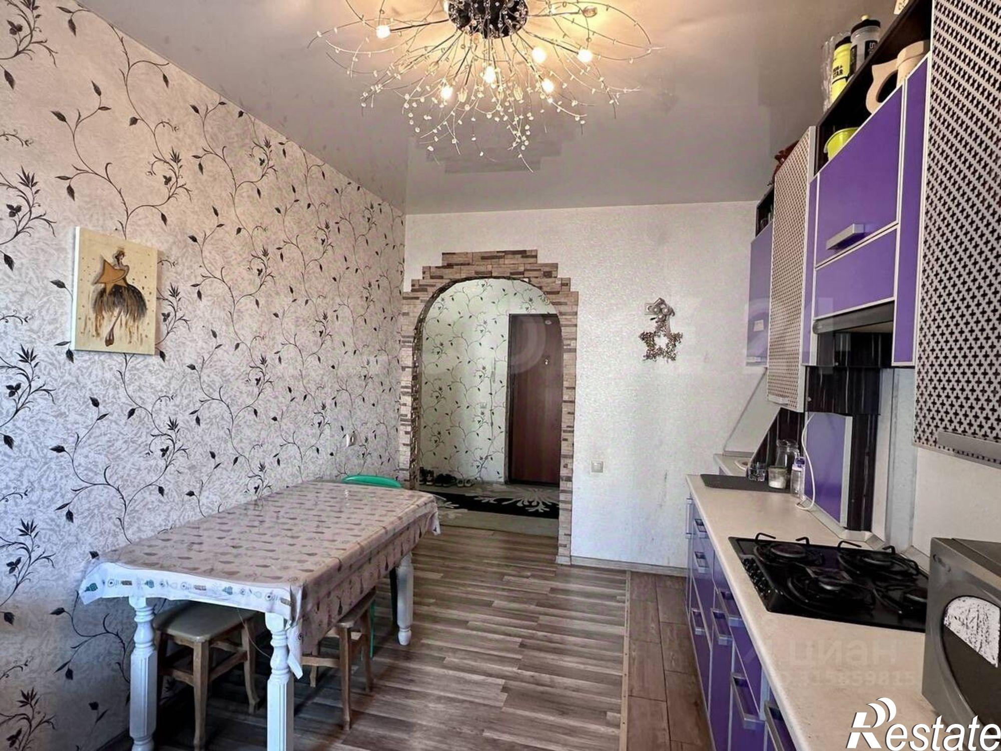 Купить квартиру за 11 300 000 рублей на улица Крылова, 17/3