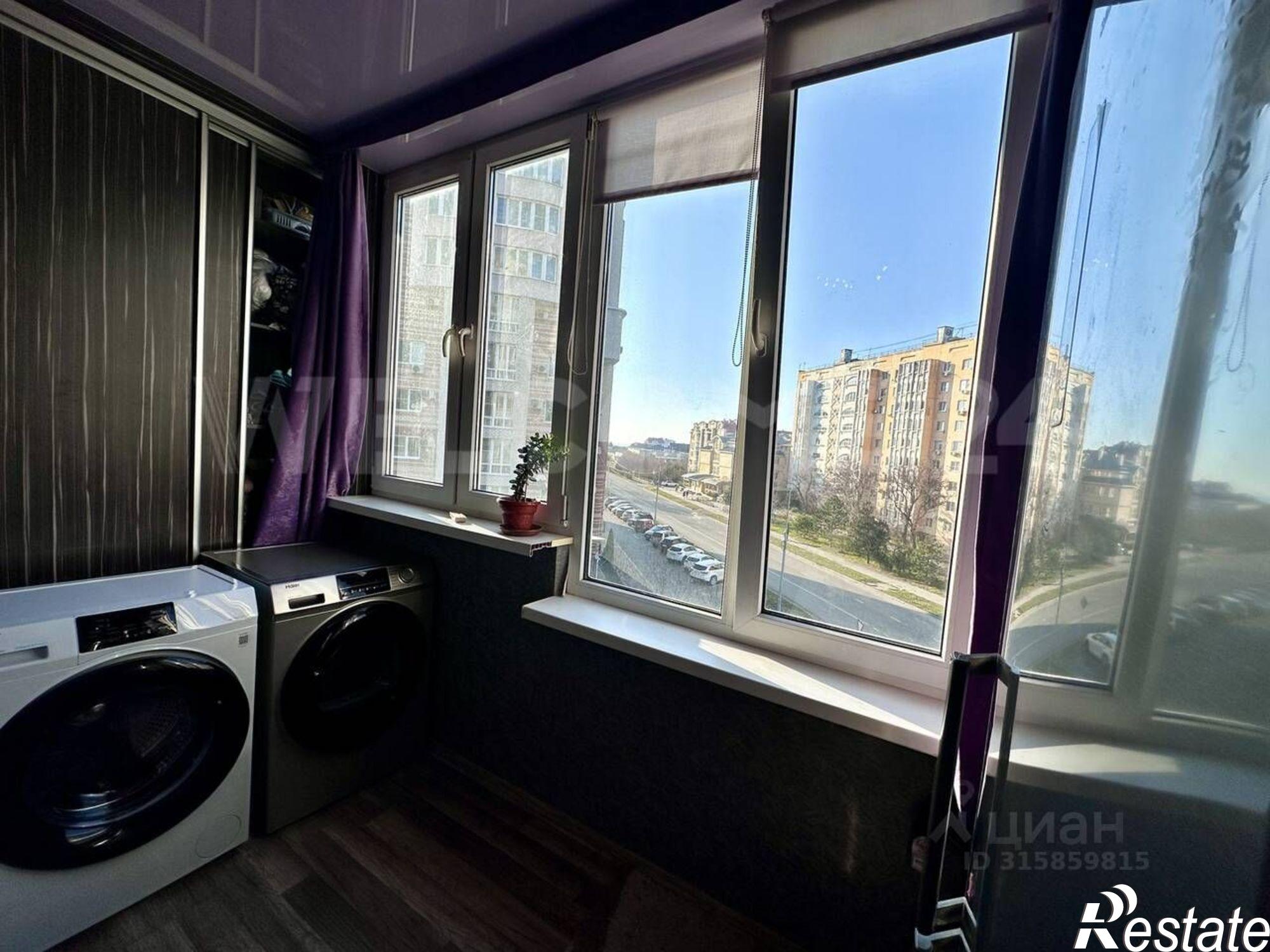 Купить квартиру за 11 300 000 рублей на улица Крылова, 17/3