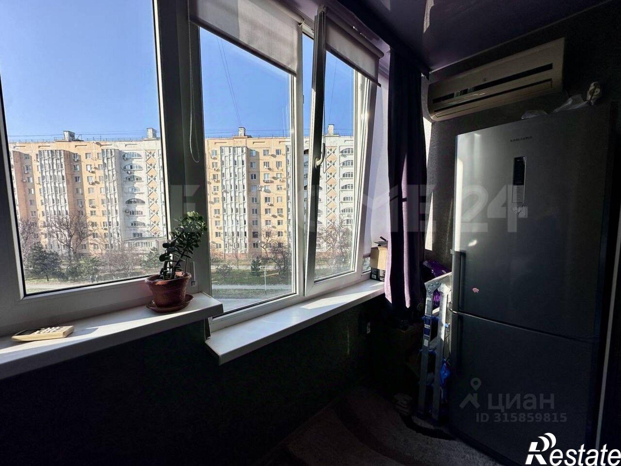 Купить квартиру за 11 300 000 рублей на улица Крылова, 17/3