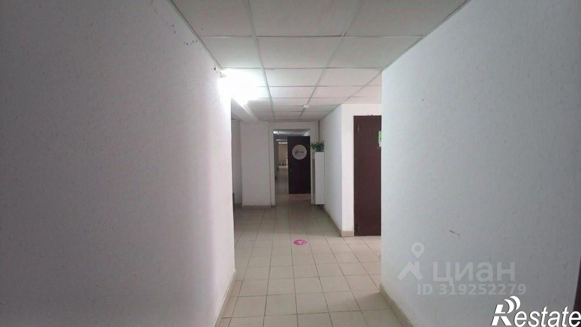 Купить офис, помещение под офис за 11 000 000 рублей на ул Объездная, 39