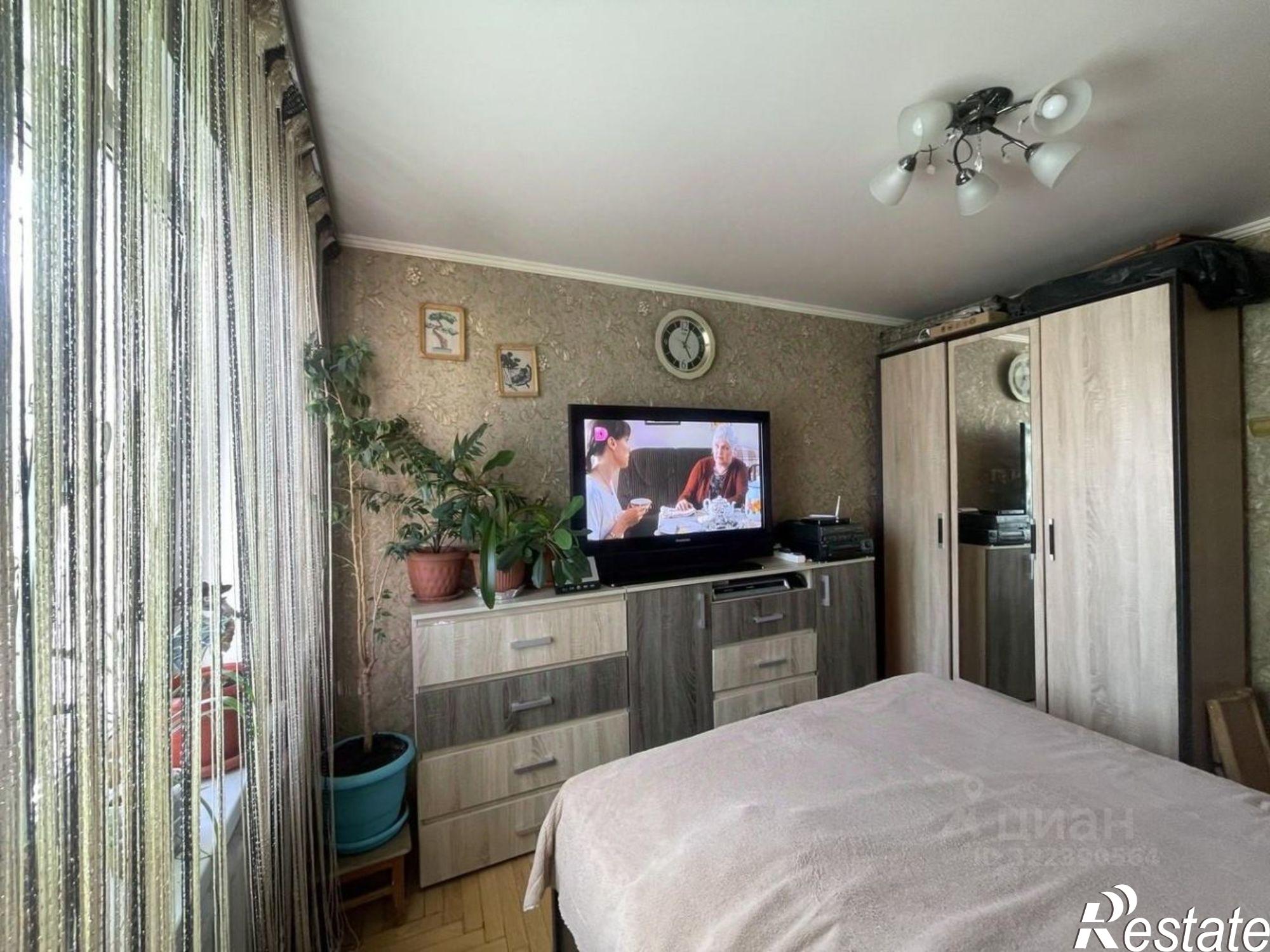 Купить квартиру за 11 700 000 рублей на ул Крылова, 16