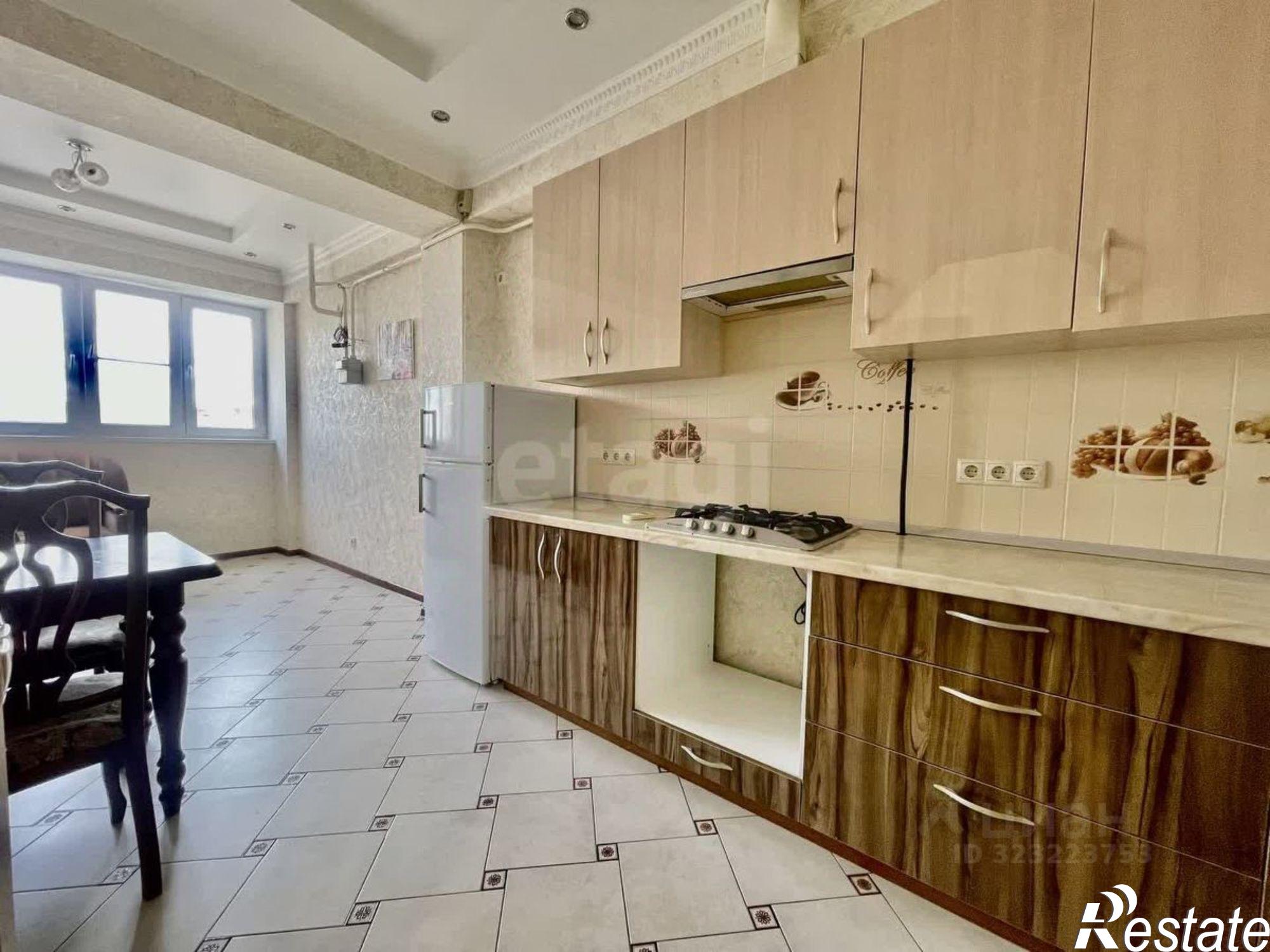 Купить квартиру за 8 430 000 рублей на Стахановская улица, 16