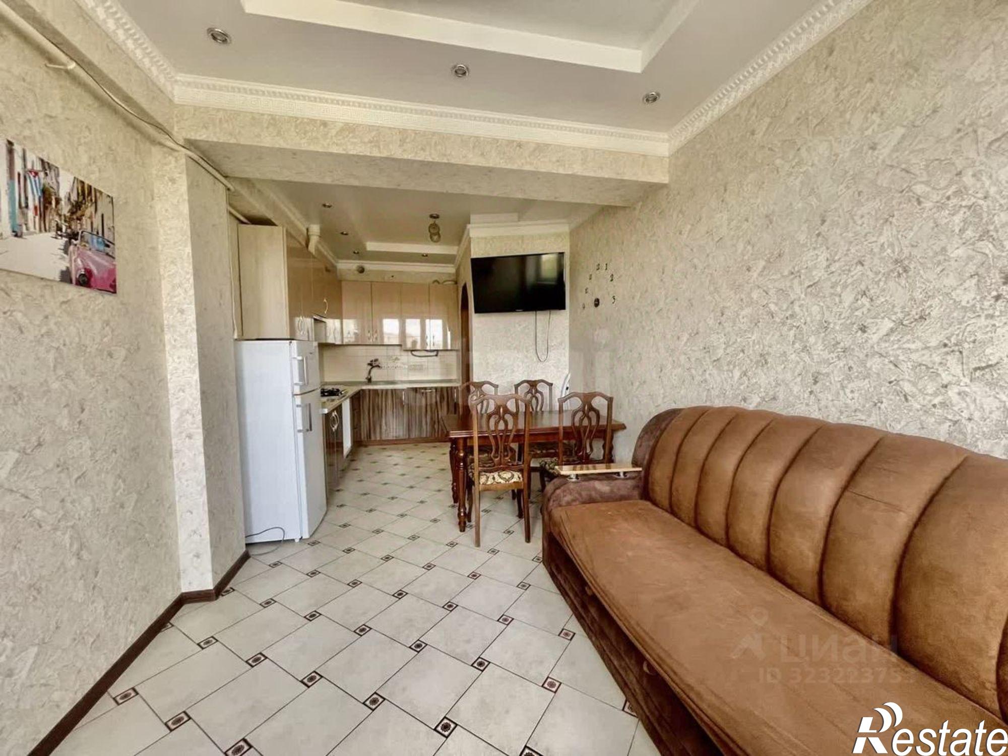 Купить квартиру за 8 430 000 рублей на Стахановская улица, 16