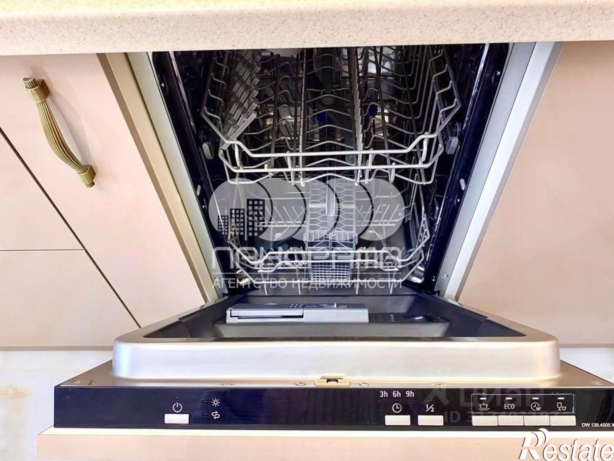 Купить квартиру за 14 626 000 рублей на ул Омелькова, 32Б