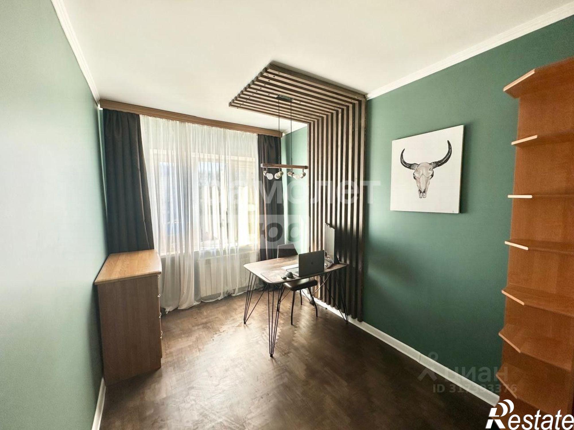 Купить квартиру за 11 350 000 рублей на улица Самбурова, 270