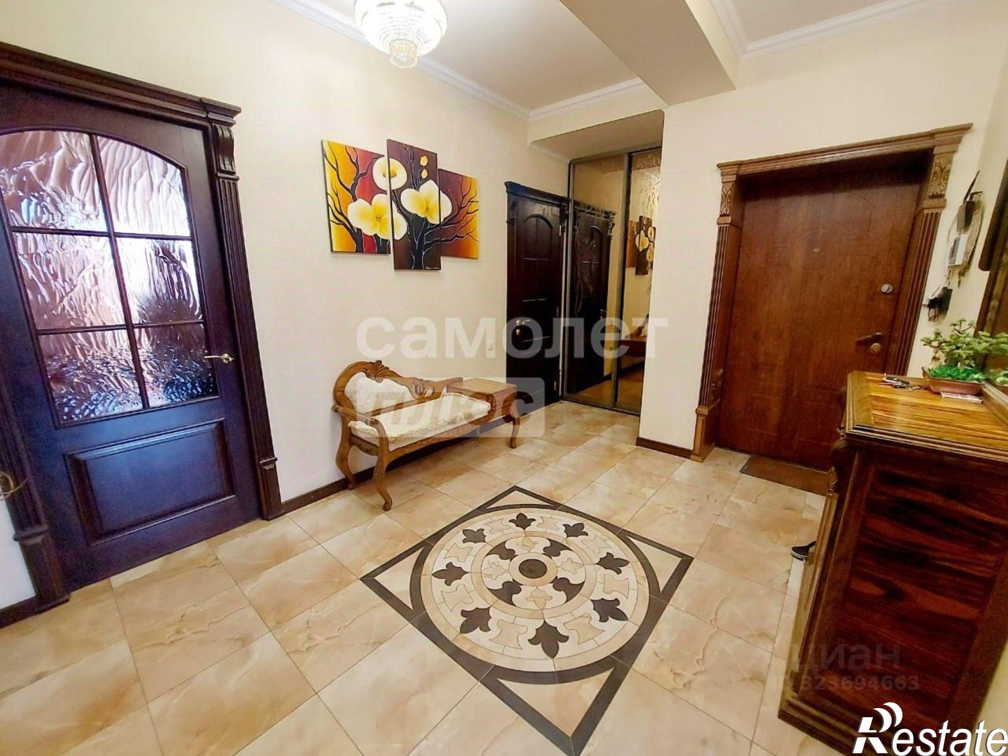 Купить квартиру за 13 490 000 рублей на улица Кати Соловьяновой, 199