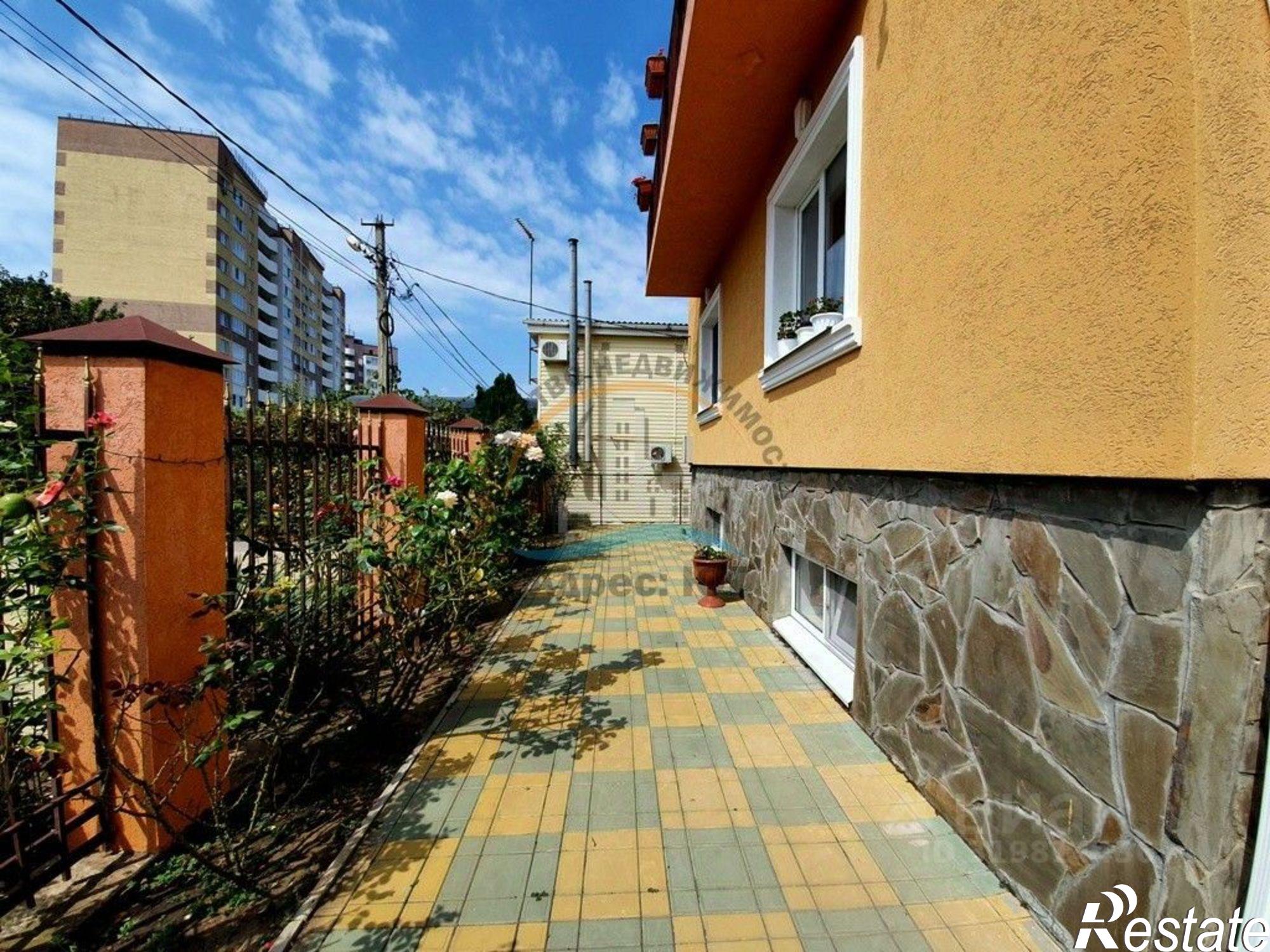 Купить ОСЗ, отдельно стоящее здание за 31 000 000 рублей на ул Толстого, 21