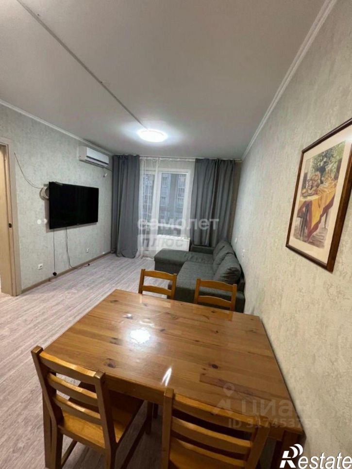 1-комн квартира улица Адмирала Пустошкина, 22 с3,  д. 22 с3